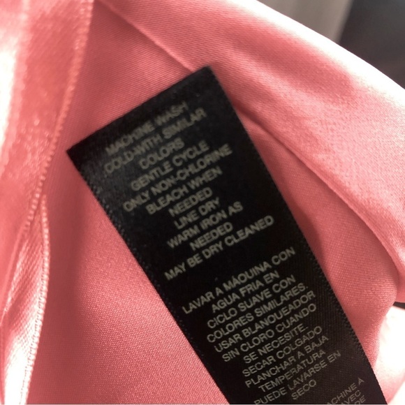 WHITE HOUSE BLACK MARKET (4) Pink scalloped tiers dress - Picture 5 of 9